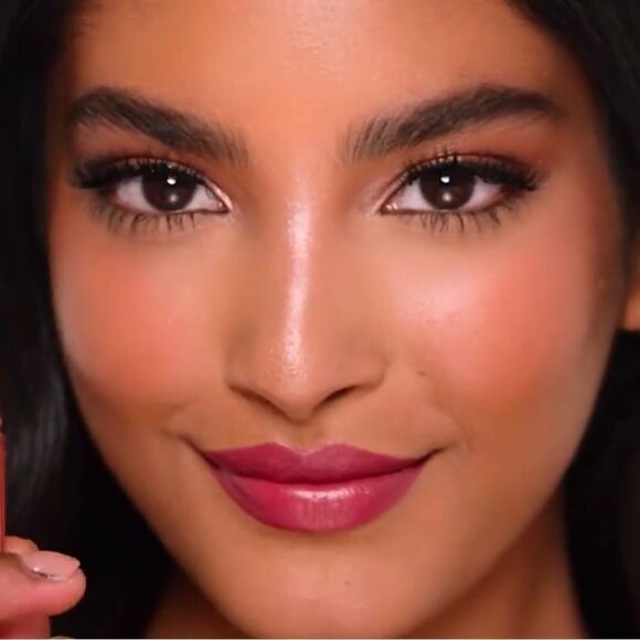 NEW! CHARLOTTE TILBURY K.I.S.S.I.N.G “90'S PINK” LIPSTICK - Picture 11 of 16